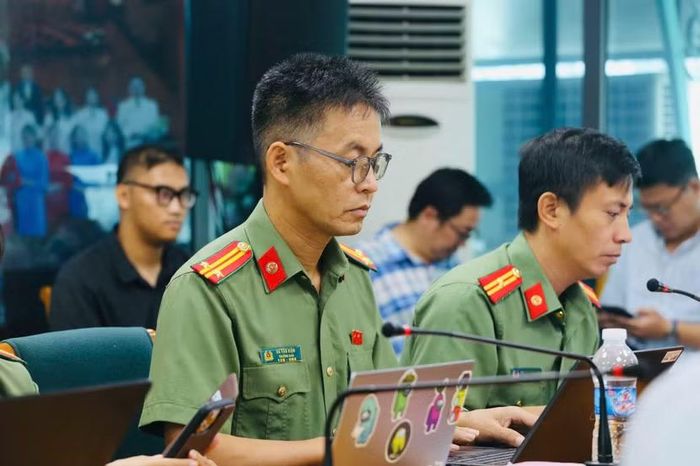 Trung tá Hà Văn Kiệm- Trưởng ban Báo Điện tử ANTĐ tại Toạ đàm