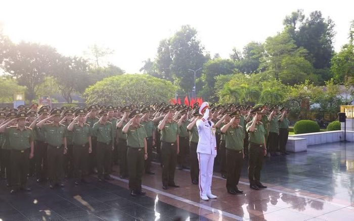 Trước anh linh các Anh hùng liệt sĩ, tập thể cán bộ, chiến sĩ lực lượng CAND nói chung và đội ngũ những người làm công tác báo chí, phát thanh, truyền hình, điện ảnh CAND nói riêng nguyện tiếp nối truyền thống vẻ vang, không ngừng nỗ lực cống hiến. Đoàn kết, sáng tạo và bản lĩnh để hoàn thành xuất sắc mọi nhiệm vụ