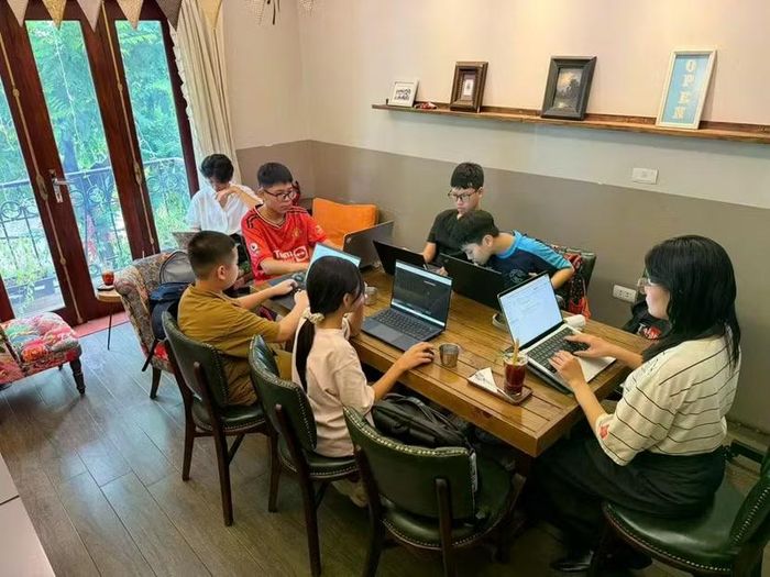 Theo cô Hồng, giáo viên cần xác định rõ mục tiêu học tập của môn học, sử dụng hình ảnh, thí nghiệm.