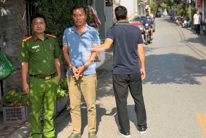 Ngày 19-10-2026, Hoan và chị H. hoàn tất thủ tục ly hôn tại tòa án, nhưng trong lòng vẫn còn tình cảm với vợ cũ