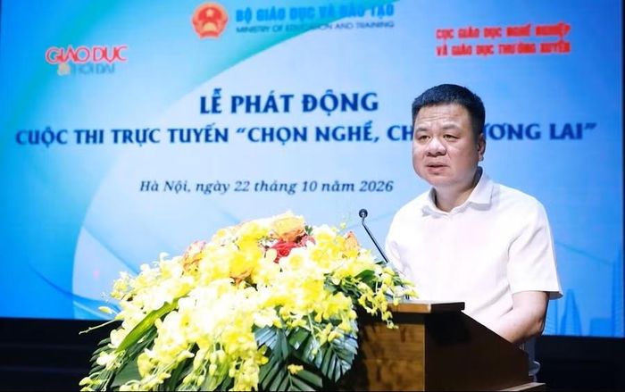 Nhà báo Triệu Ngọc Lâm - Tổng Biên tập Báo Giáo dục và Thời đại, Phó trưởng Ban thường trực Ban tổ chức Cuộc thi phát biểu tại lễ phát động. Ảnh: BTC.