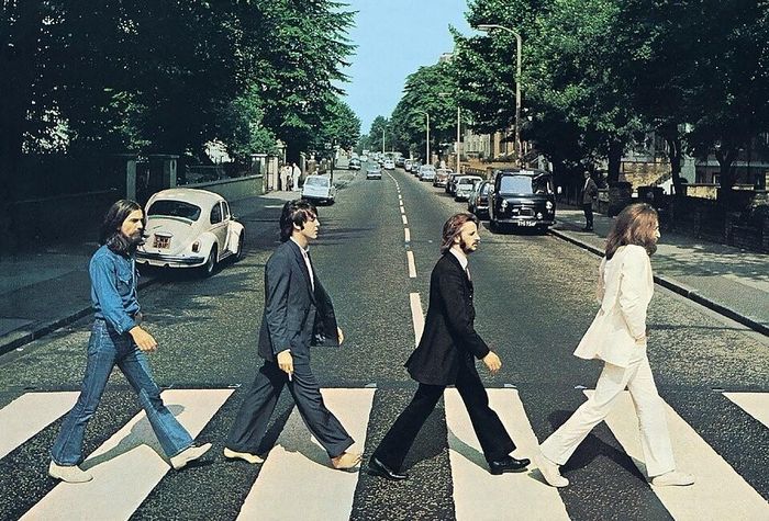 The Beatles biểu diễn tại câu lạc bộ Indra, Hamburg vào tháng 8/1960