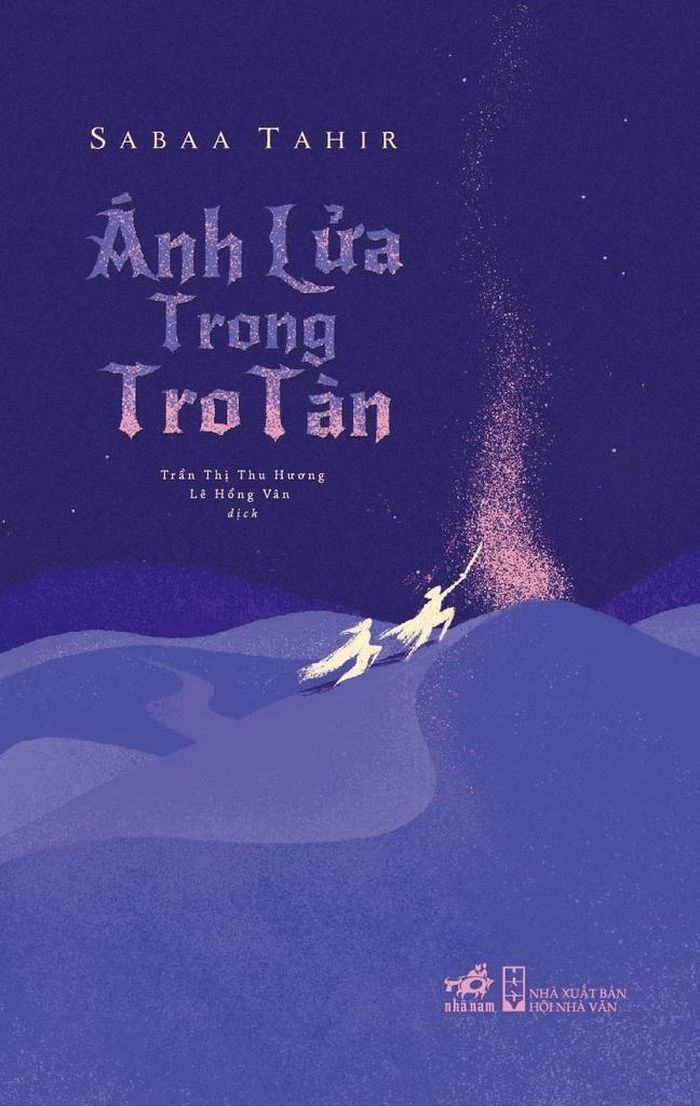  Ánh lửa trong tro tàn. Ảnh: Nhã Nam. 