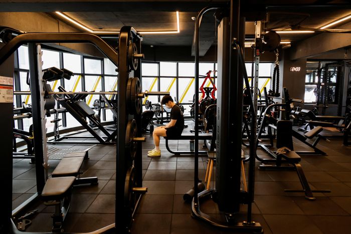 Khi mục tiêu chuyển từ giảm cân sang cải thiện thành tích, người tập có thể cần giáo án riêng và hỗ trợ về dinh dưỡng, phục hồi. Ảnh: Reuters.