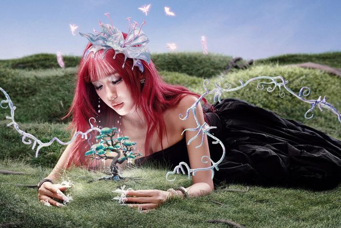 Emily trở lại với dự án album được đầu tư. Ảnh: FBNV.