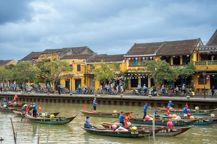 Hội thảo cũng nhìn nhận vai trò thương cảng Hội An trong mạng lưới giao thương và tiếp biến văn hóa