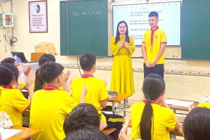 Hành động giao nộp ví tiền của Phạm Hải Nam được khen ngợi, biểu dương