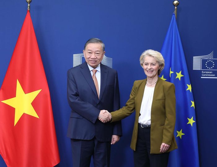 Tổng Bí thư, Chủ tịch nước Tô Lâm gặp Chủ tịch Uỷ ban châu Âu Ursula von der Leyen. Ảnh: Thống Nhất – TTXVN