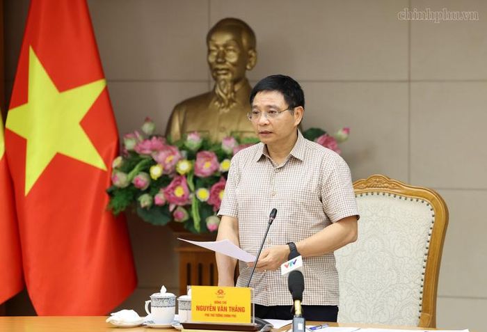 Phó Thủ tướng Nguyễn Văn Thắng đề nghị Bộ Tài chính đánh giá tính khả thi, mức độ phù hợp của các sản phẩm; kịp thời báo cáo cấp có thẩm quyền xem xét nếu phát sinh vấn đề cần giải quyết - Ảnh: chinhphu.vn/Đức Tuân