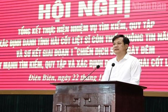 Phó Chủ tịch Thường trực Ủy ban nhân dân tỉnh Lò Văn Cương phát biểu chỉ đạo tại hội nghị. (Ảnh: LÊ LAN)