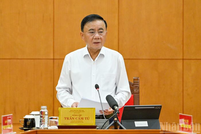 Thường trực Ban Bí thư Trần Cẩm Tú﻿ phát biểu mở đầu cuộc làm việc.