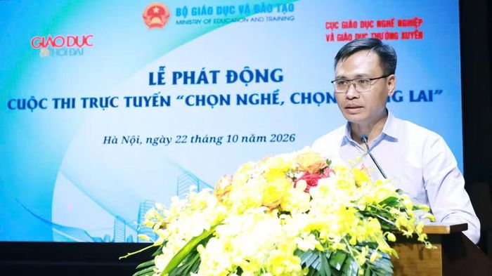 Cục trưởng Giáo dục nghề nghiệp và Giáo dục thường xuyên (Bộ Giáo dục và Đào tạo) Trần Thanh Đạm phát biểu ý kiến. (Ảnh: Ban tổ chức)