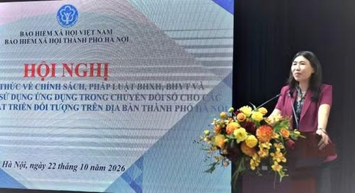 Phó Giám đốc Bảo hiểm xã hội thành phố Hà Nội Nguyễn Thị Bích Liên phát biểu tại hội nghị. (Ảnh HSS)