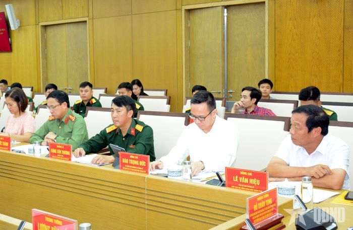 Các đại biểu TP Hải Phòng dự buổi làm việc.