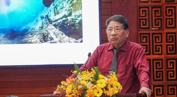  PGS.TS Đặng Văn Bài, nguyên Cục trưởng Cục Di sản văn hóa, chia sẻ tại hội thảo. Ảnh: XUÂN QUỲNH 