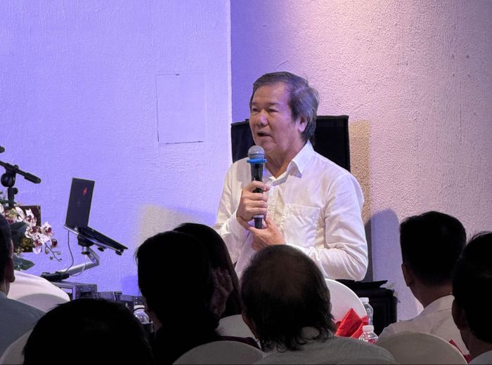NSƯT Huỳnh Khải góp ý
