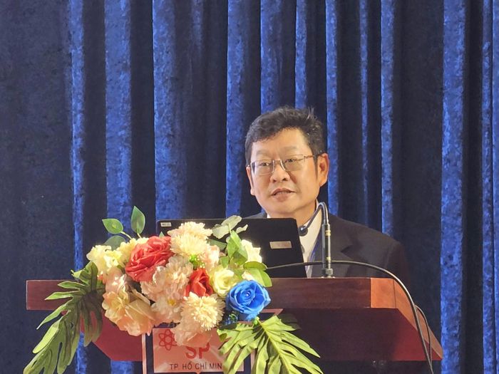 TS Cao Anh Tuấn, Phó Hiệu trưởng Trường ĐH Sư phạm TPHCM, phát biểu khai mạc hội thảo.