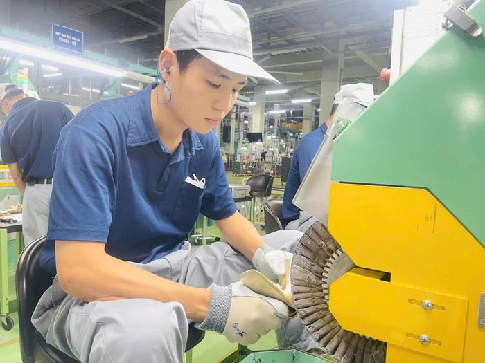 Anh Nguyễn Đức Quyền (Công ty TNHH ToTo Việt Nam) là 1 trong 10 công nhân dự kiến được tuyên dương Công nhân Việt Nam tiêu biểu toàn quốc năm 2026. Ảnh: NVCC