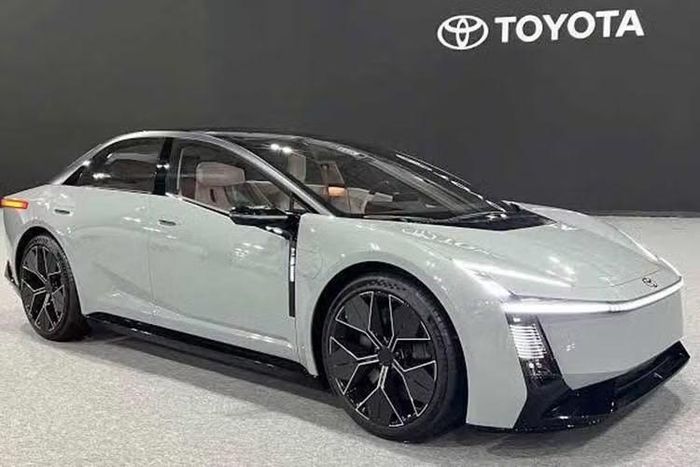 Toyota Corolla thế hệ mới sẽ được sản xuất tại Trung Quốc từ năm 2028.