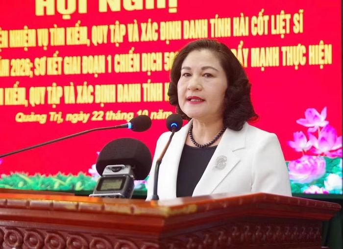 Bà Nguyễn Thị Hà - Thứ trưởng Bộ Nội vụ phát biểu chỉ đạo tại hội nghị. Ảnh: Hoàng Cuối