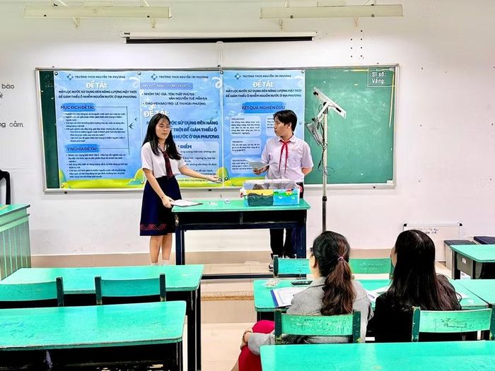 Học sinh nhà trường tham gia nghiên cứu khoa học.