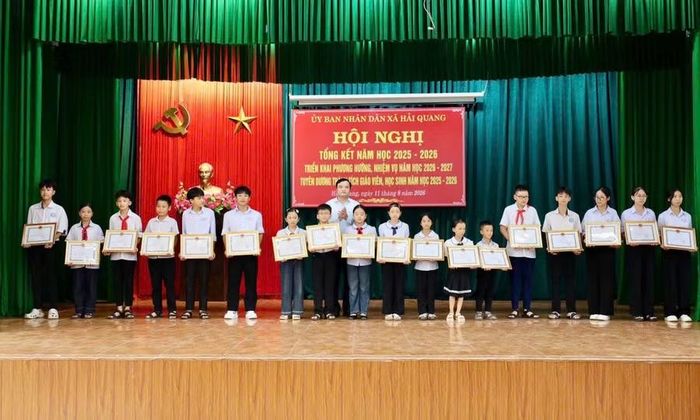 Chất lượng giáo dục là thước đo của mỗi nhà trường.