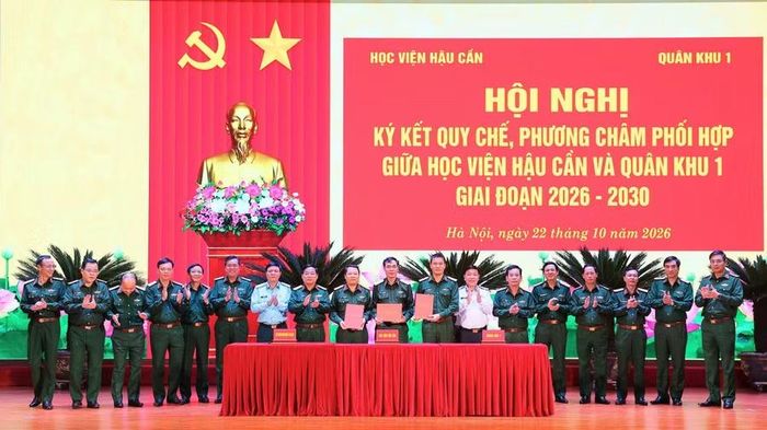 Học viện Hậu cần ký kết chương trình hoạt động với Sư đoàn 316, Quân khu 2