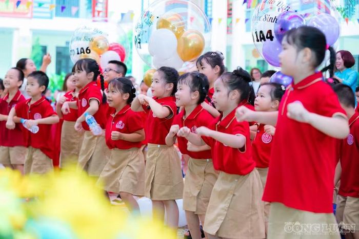 Theo đề xuất, trường chính và mỗi phân hiệu đều được bố trí tối thiểu một người cho từng vị trí việc làm nêu trên. Số lượng cụ thể do cơ quan có thẩm quyền quyết định.