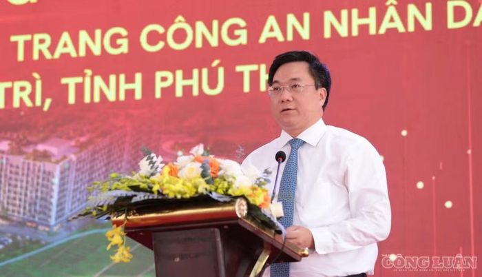 Chủ tịch UBND tỉnh Phú Thọ Trần Duy Đông phát biểu tại buổi lễ - Ảnh: PT.