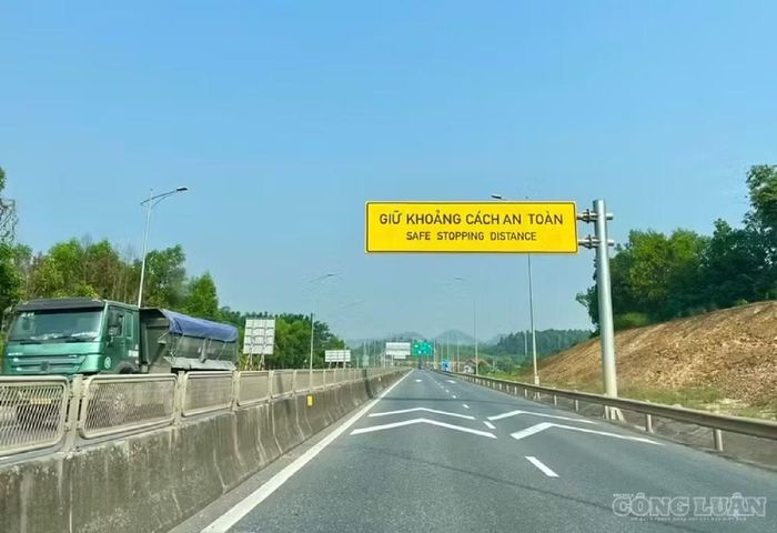 Không để vi phạm khoảng cách an toàn trở thành mầm họa trên cao tốc.