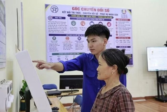 Nhà văn hóa - Khu thể thao của xã Kim Anh phục vụ đa dạng nhu cầu văn hóa, thông tin của người dân. Ảnh: CSCC