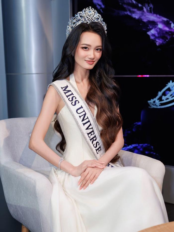 Quỳnh Anh vướng ồn ào nói xấu đồng nghiệp sau khi đăng quang.