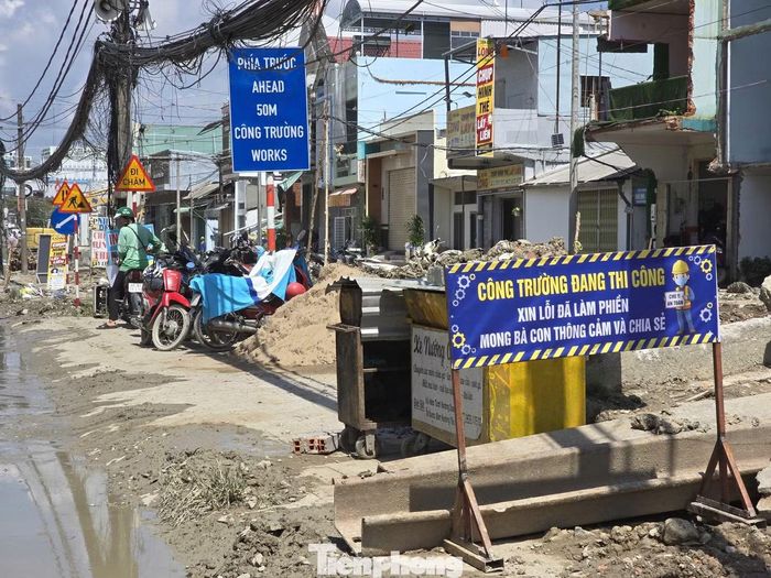  Phần vốn dự kiến dư (hơn 3.000 tỷ đồng), lãnh đạo TP. Cần Thơ từng kiến nghị Chính phủ cho phép địa phương giữ lại để đầu tư dự án, hạng mục khác. Mới đây, Ban QLDA đã có tờ trình Sở Tài chính tham mưu UBND TP. Cần Thơ chấp thuận cho sử dụng gần 2.000 tỷ đồng từ vốn của Dự án mở rộng 7 km Quốc lộ 91 để đầu tư mở rộng tuyến, hẻm kết nối với dự án và bờ kè kết hợp cống, âu thuyền sông Bình Thủy để chống ngập. 