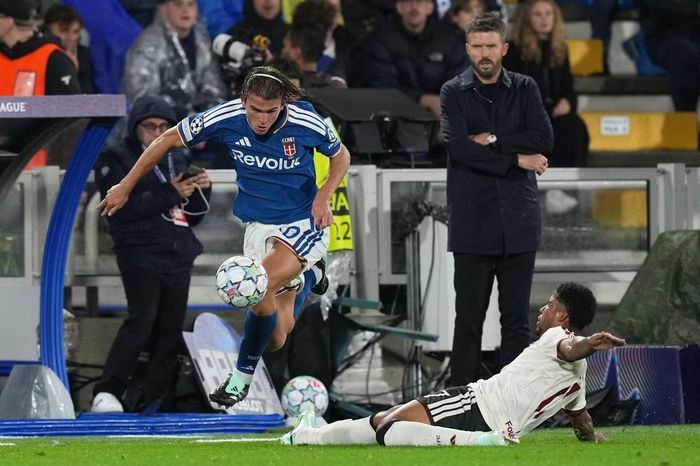  Nico Paz có cả tốc độ và lối đá trực diện như Kaka. 