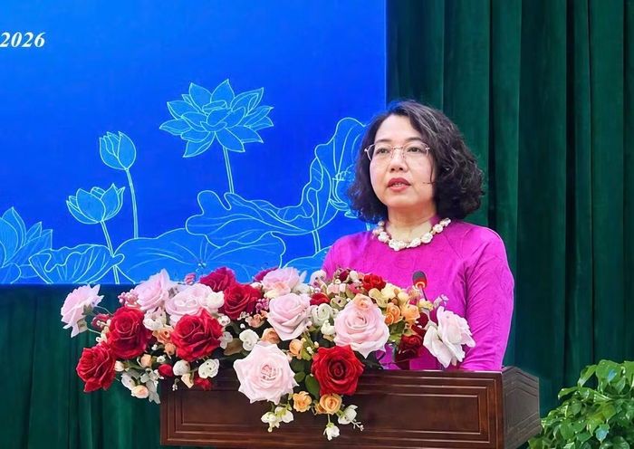 Tân Phó Chủ tịch Hội Liên hiệp Phụ nữ TPHCM phát biểu tại hội nghị.