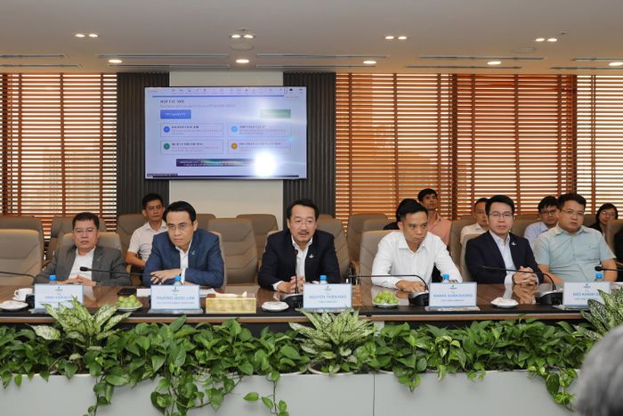Tổng Giám đốc PVEP Nguyễn Thiện Bảo phát biểu tại buổi làm việc.
