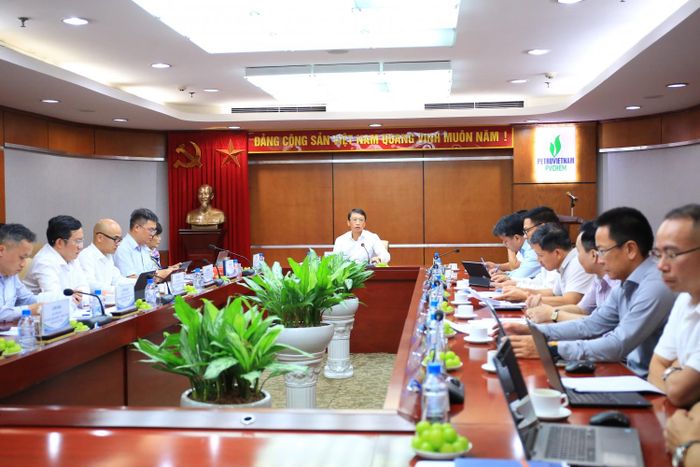 Toàn cảnh buổi làm việc.