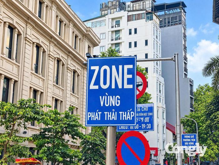 Quyết tâm cải thiện chất lượng không khí của thủ đô thông qua việc xây dựng và thực thi các tiêu chí nghiêm ngặt về môi trường. Dự án tập trung vào việc thí điểm và mở rộng các khu vực hạn chế phương tiện giao thông xả thải lớn tại Hà Nội, đồng thời thúc đẩy chuyển đổi sang giao thông xanh bền vững.