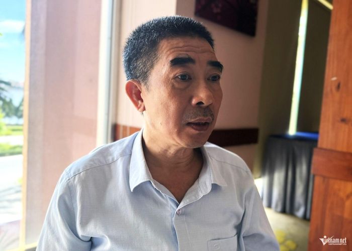 Ông Trần Hữu Ninh, Phó Giám đốc Sở Dân tộc và Tôn giáo tỉnh Quảng Trị: "Toàn tỉnh vẫn còn 18 bản hoàn toàn chưa có điện lưới quốc gia và 19 bản điện lưới chập chờn, nhiều nơi 'lõm sóng' viễn thông gây khó khăn cho việc tra cứu thông tin".