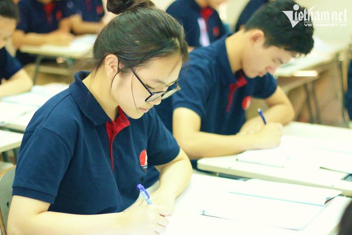 Học sinh một trường THPT tại Hà Nội. Ảnh: Thanh Hùng