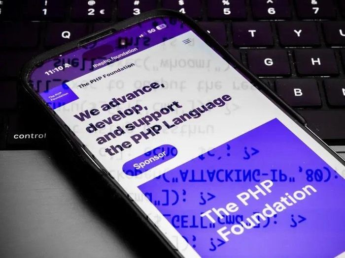 PHP là ngôn ngữ lập trình được sử dụng rộng rãi để vận hành website và ứng dụng trực tuyến. Ảnh: EPA