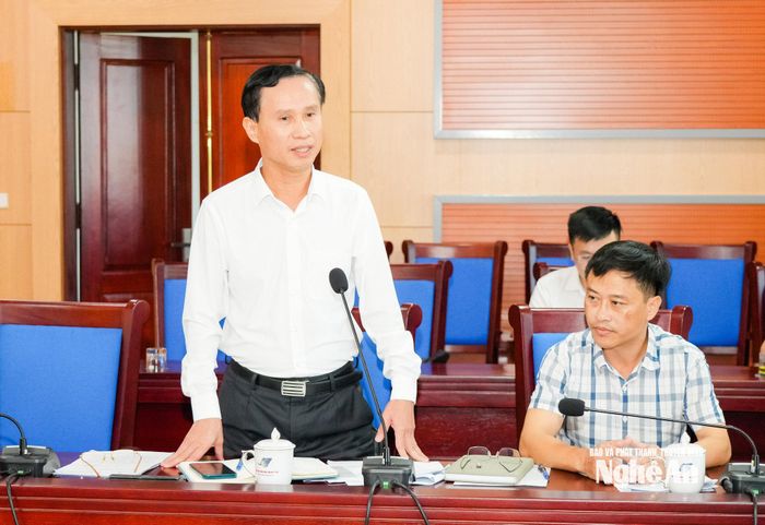 Phó Giám đốc Sở Nông nghiệp và Môi trường Nguyễn Duy Nhật phát biểu tại cuộc làm việc. Ảnh: T.L