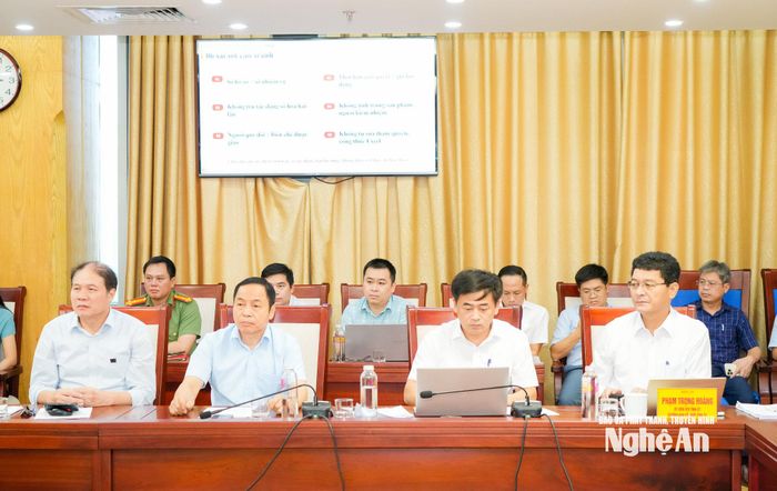 Đại biểu các sở, ngành tham gia tập huấn tại điểm cầu Nghệ An. Ảnh: Thanh Lê