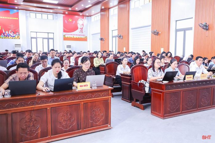Các đại biểu tham dự tập huấn.