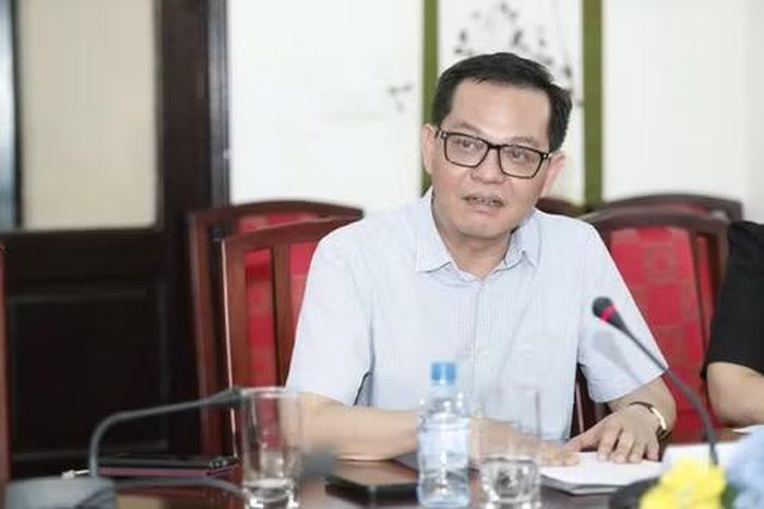 Nghệ sỹ Nhân dân Trung Hiếu, Giám đốc Nhà hát Kịch Hà Nội. (Ảnh: CTV/Vietnam+)