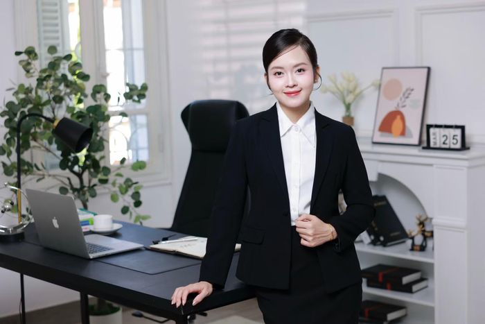 Bà Nguyễn Thị Thu Hiền, Trưởng phòng Tin tức - Công ty Cổ phần Hitech Finance (TVKD số 036 của MXV).