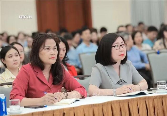 Đảng viên Đảng bộ TTXVN dự hội nghị trực tuyến tại điểm cầu trụ sở Thông tấn quốc gia (số 5, Lý Thường Kiệt). Ảnh: Phan Phương/TTXVN