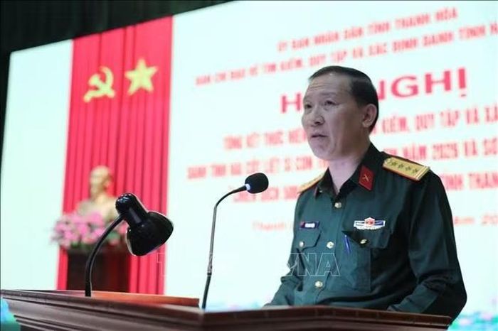 Đại tá Võ Quang Thiện, Chính ủy Bộ Chỉ huy Quân sự tỉnh Thanh Hóa, phát biểu kết luận hội nghị.