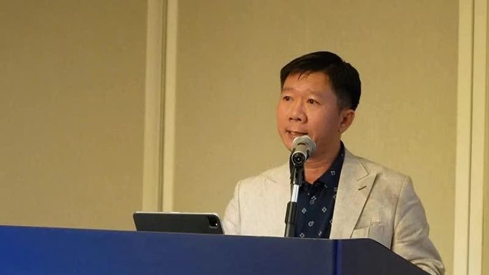 Ông Nguyễn Văn Lăng - Thành viên HĐQT, Tổng Giám đốc Công ty CP Becamex Bình Định, chia sẻ thông tin với các nhà đầu tư Nhật Bản.