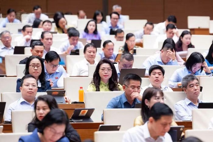 Các đại biểu tham dự kỳ họp. Ảnh: Quốc hội.